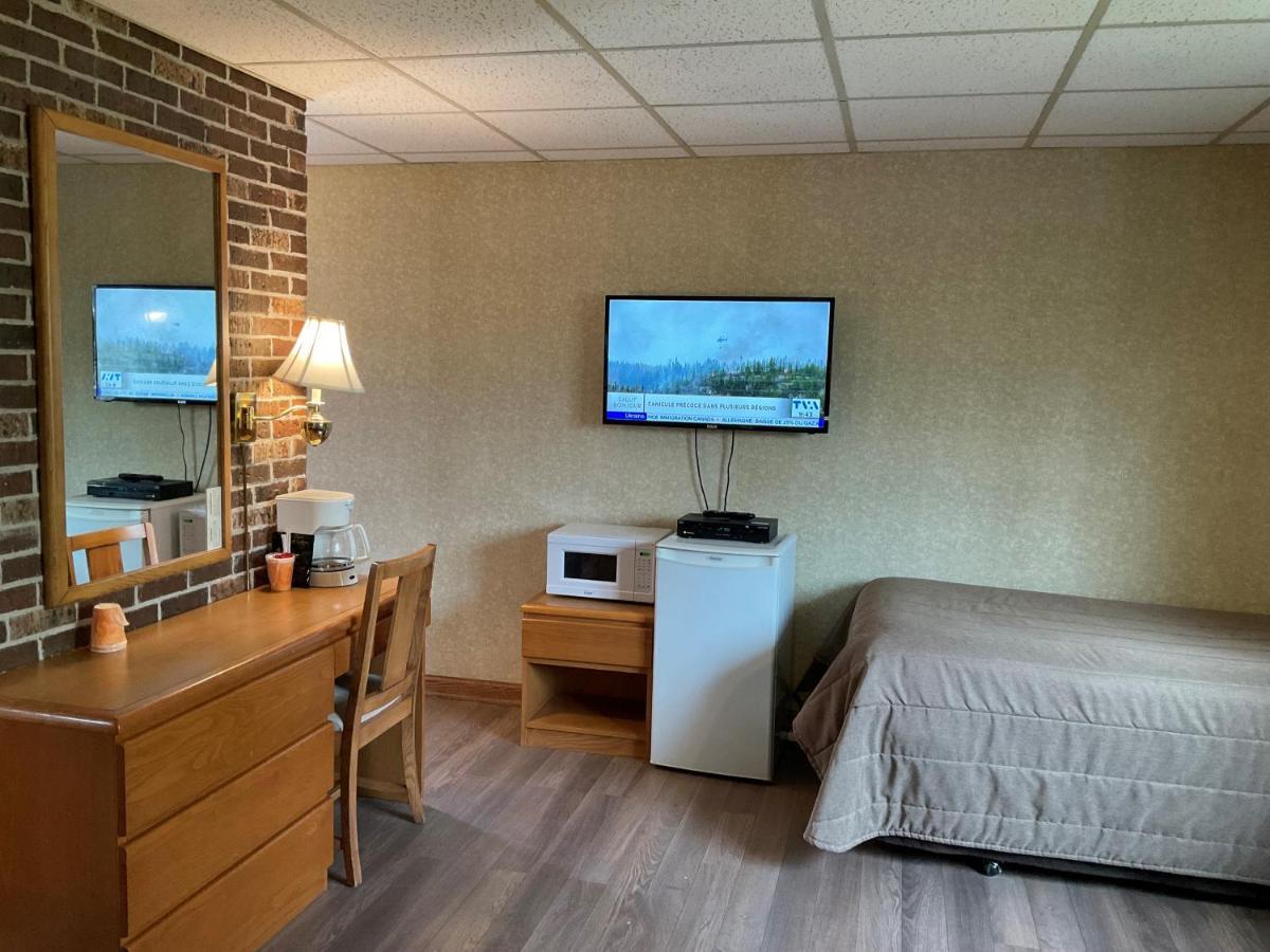 Motel & Hotel La Paysanne Sherbrooke Eksteriør billede