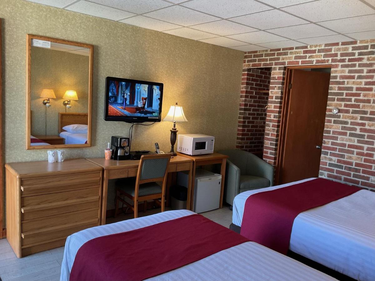 Motel & Hotel La Paysanne Sherbrooke Eksteriør billede